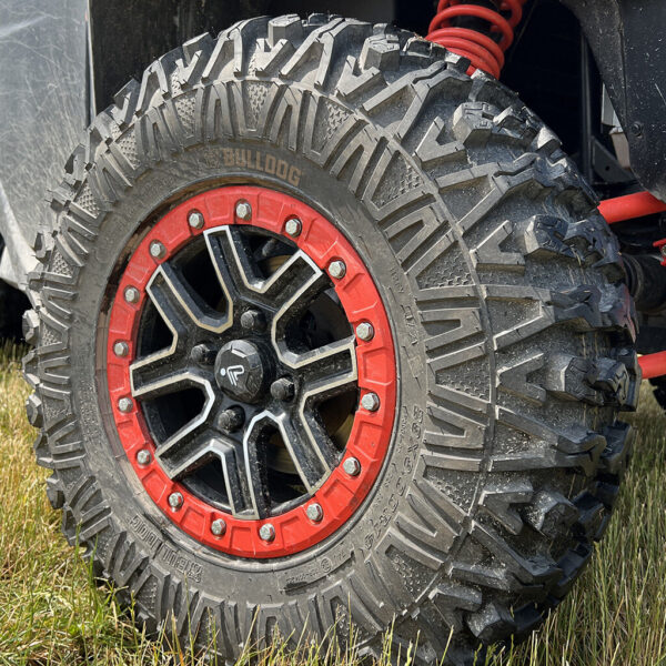 Bulldog B3036 radijalna 8-slojna UTV guma (E4)