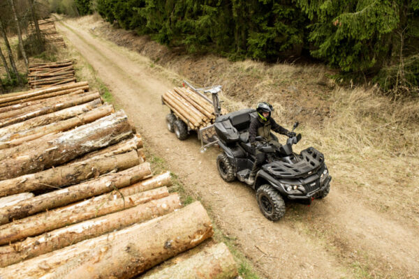 Shark Wood 1500 tandem prikolica za ATV/UTV s dizalicom, crna
